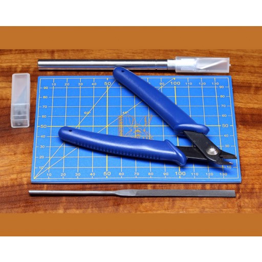 CUTTING BOARD with TOOL SET
